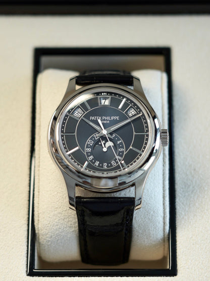 Patek Philippe Annual Calendar réf. 5205G