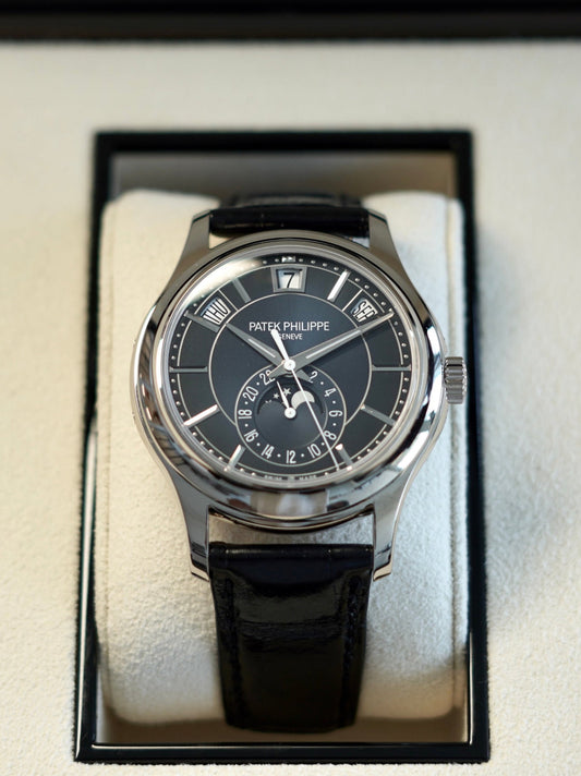 Patek Philippe Annual Calendar réf. 5205G