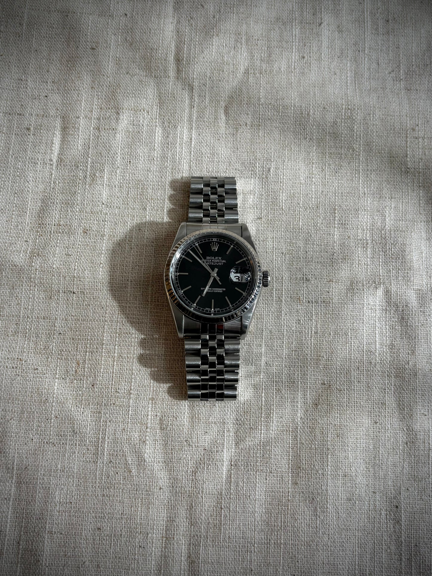 Rolex Date Just 16234 Chemin de fer